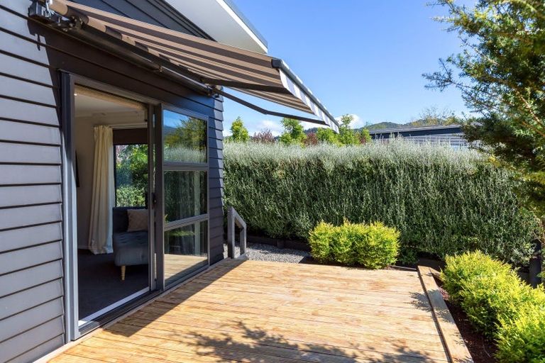 Photo of property in 6 Ataahua Place, Featherston, 5710