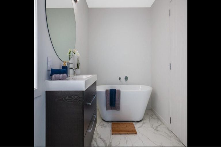 Photo of property in 3a Breakwater Way, Whitby, Porirua, 5024