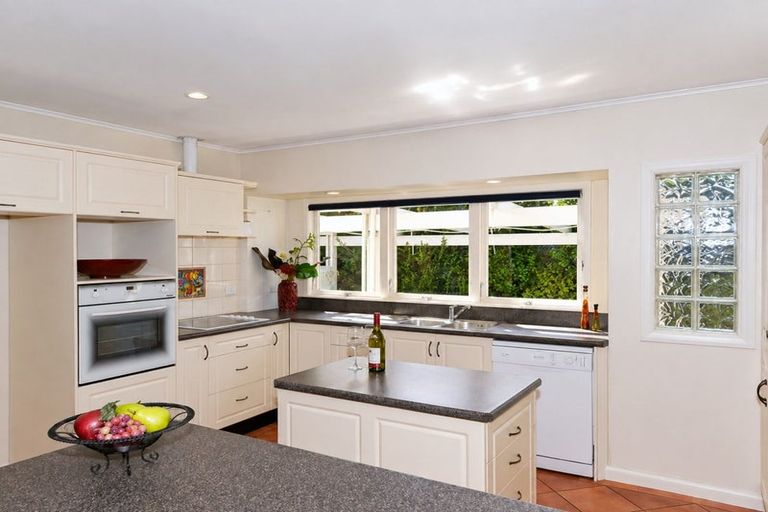 Photo of property in 12 Crescent Street, Richmond, 7020