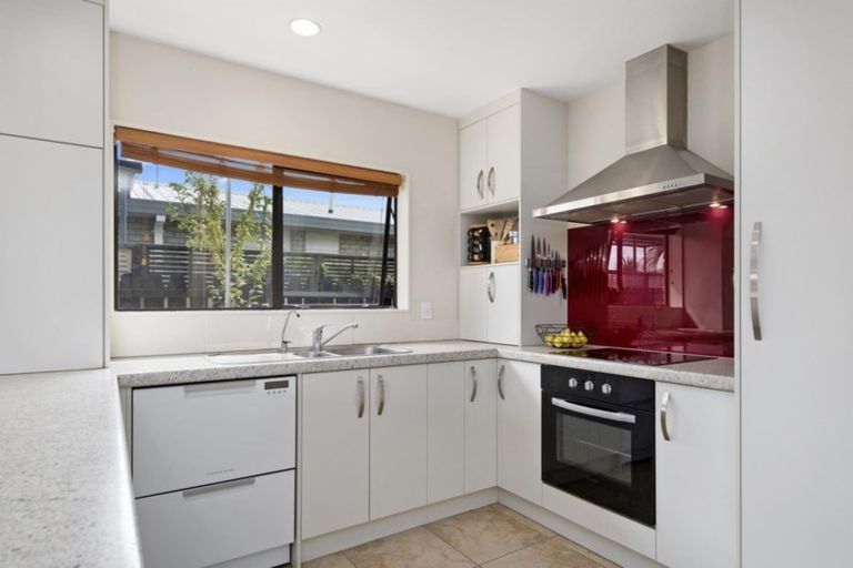Photo of property in 26 Crisp Drive, Papamoa Beach, Papamoa, 3118