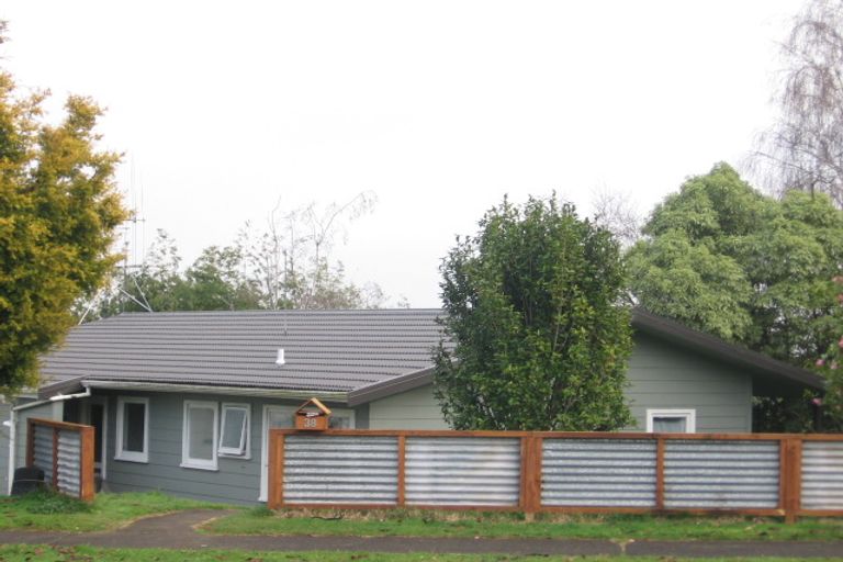Photo of property in 38 Pohutukawa Drive, Pukete, Hamilton, 3200