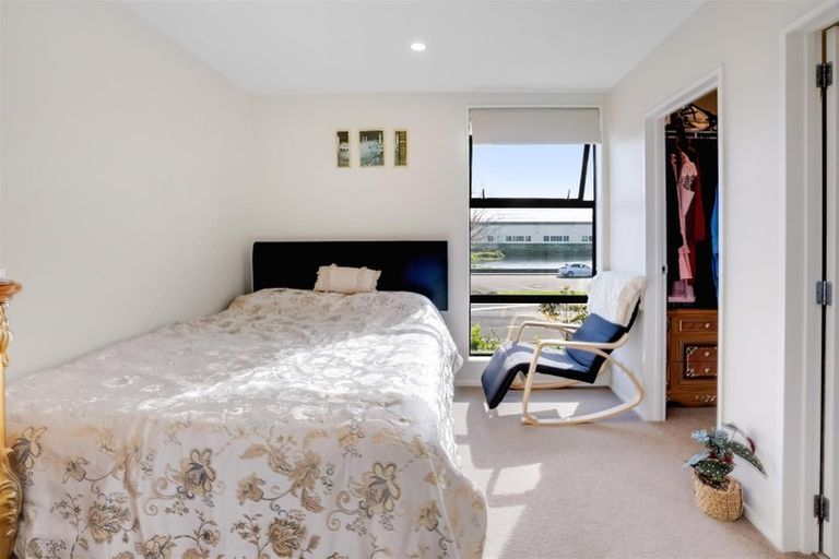 Photo of property in 83 Walters Road, Papakura, Takanini, 2110
