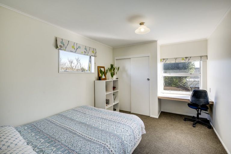 Photo of property in 9 Upham Crescent, Taradale, Napier, 4112