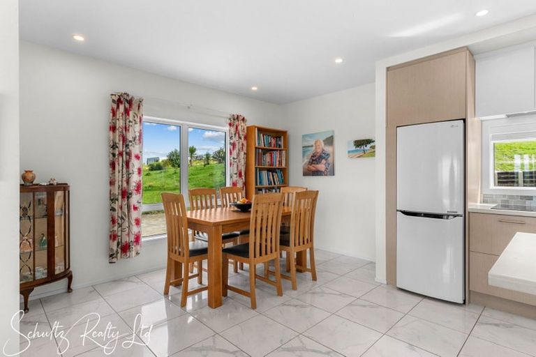 Photo of property in 67 Te Pahi River Drive, Paparoa, 0583