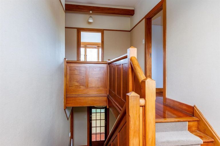 Photo of property in 1 Edward Street, Dannevirke, 4930