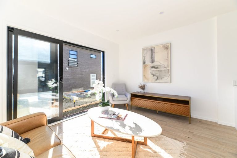 Photo of property in 148 Mcleod Road, Te Atatu South, Auckland, 0610