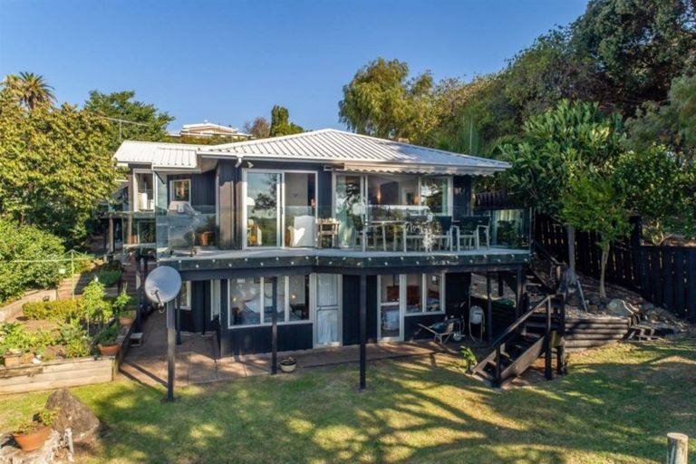 Photo of property in 2 Manurere Avenue, Takapuna, Auckland, 0622