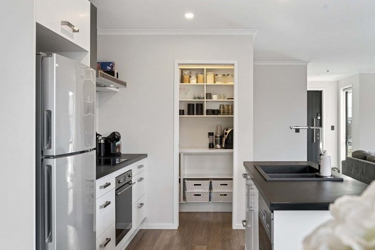 Photo of property in 18 Centaine Way, Papamoa Beach, Papamoa, 3118