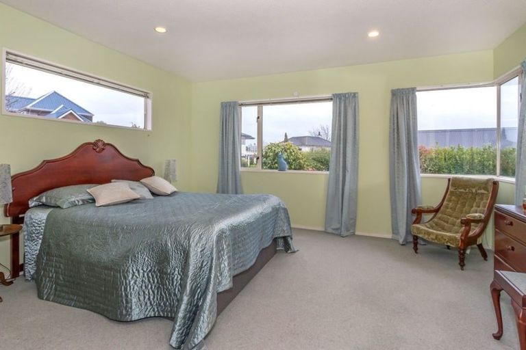 Photo of property in 3 Oberg Lane, Westmorland, Christchurch, 8025