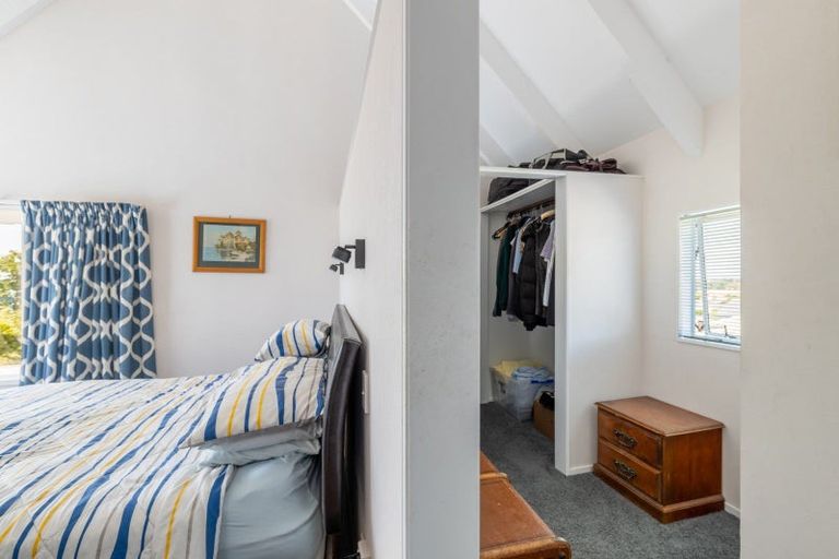 Photo of property in 12a Bronte Place, Whalers Gate, New Plymouth, 4310