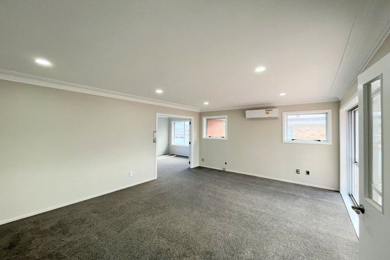 Photo of property in 1/24 Overton Road, Papatoetoe, Auckland, 2025