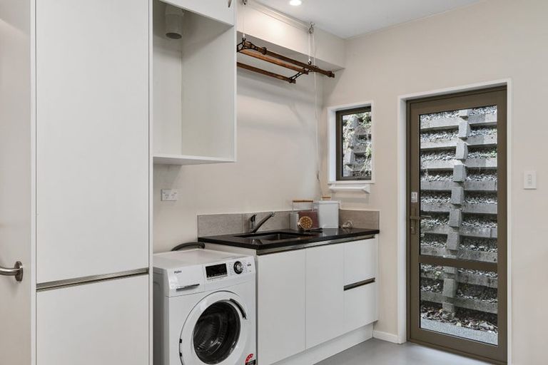 Photo of property in 5 Vista Place, Huntsbury, Christchurch, 8022