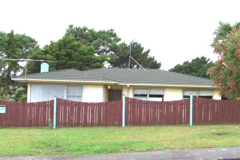 Photo of property in 35 Glendene Avenue, Glendene, Auckland, 0602
