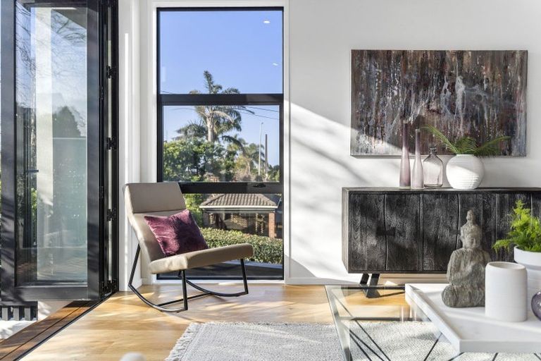 Photo of property in 16a Killarney Street, Takapuna, Auckland, 0622