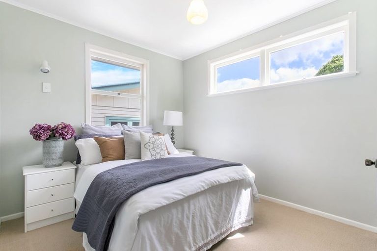 Photo of property in 29 Salem Place, Torbay, Auckland, 0630