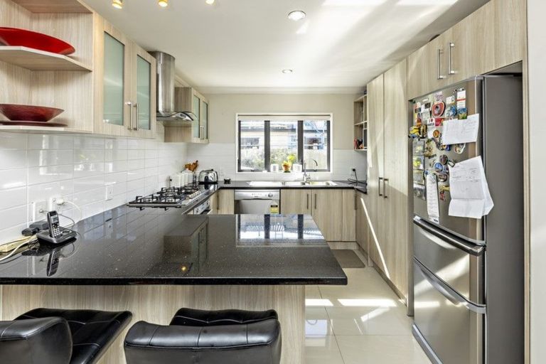 Photo of property in 6a Plunket Avenue, Papatoetoe, Auckland, 2104