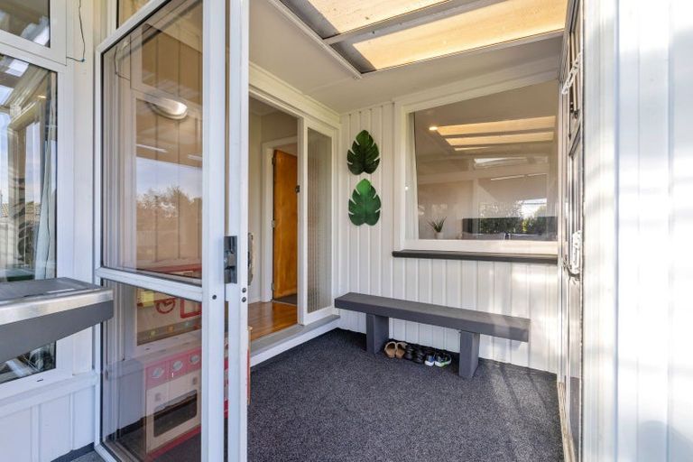 Photo of property in 124 Cavendish Road, Casebrook, Christchurch, 8051