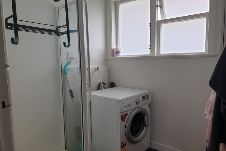 Photo of property in 15 Chew Place, Ranui, Porirua, 5024