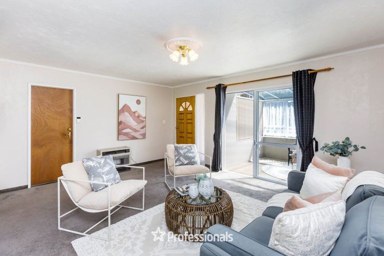 Photo of property in 49 Ararino Street, Trentham, Upper Hutt, 5018