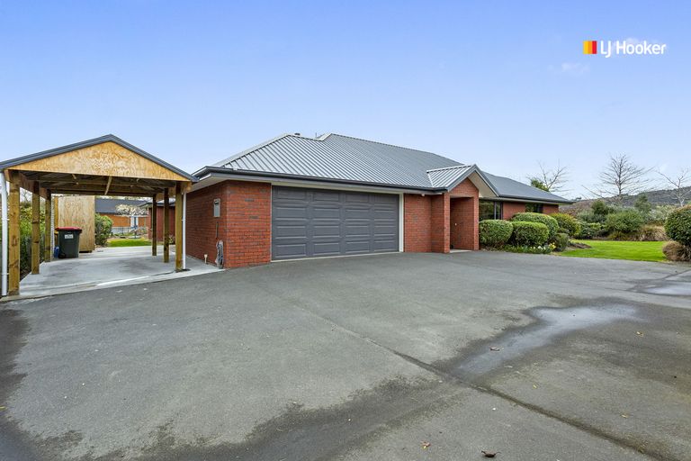 Photo of property in 55 Bell Street, Outram, 9019