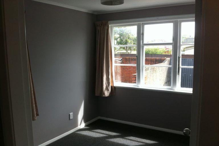 Photo of property in 6 Harris Street, Naenae, Lower Hutt, 5011