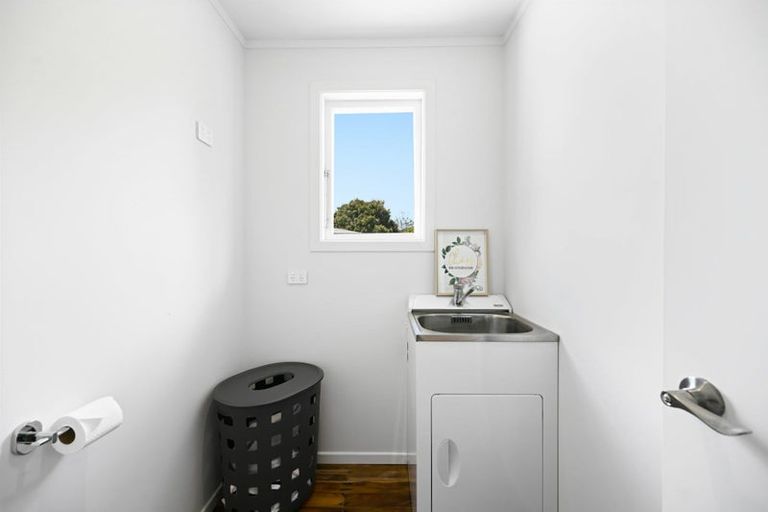 Photo of property in 56 Southsea Crescent, Silverdale, Hamilton, 3216