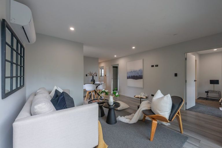 Photo of property in 6b Zingaro Place, Massey, Auckland, 0614