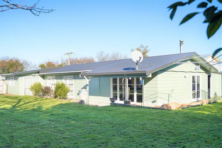 Photo of property in 45f Brandon Street, Featherston, 5710