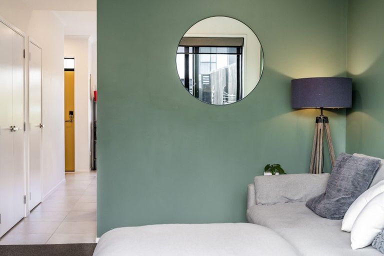 Photo of property in 14 Malcolm Calder Road, Hobsonville, Auckland, 0616