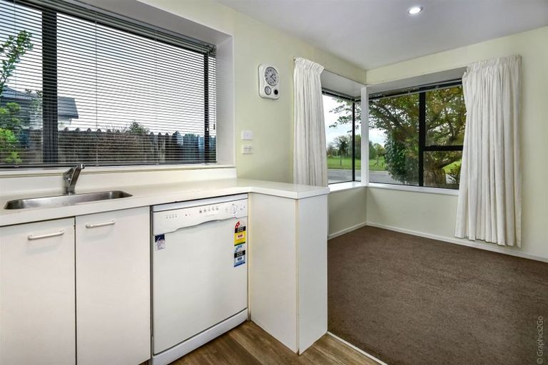 Photo of property in 1/6 Chardale Street, Avondale, Christchurch, 8061