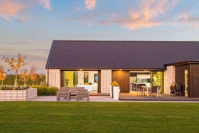 Photo of property in 11 Classiebawn Lane, Prebbleton, Christchurch, 7676