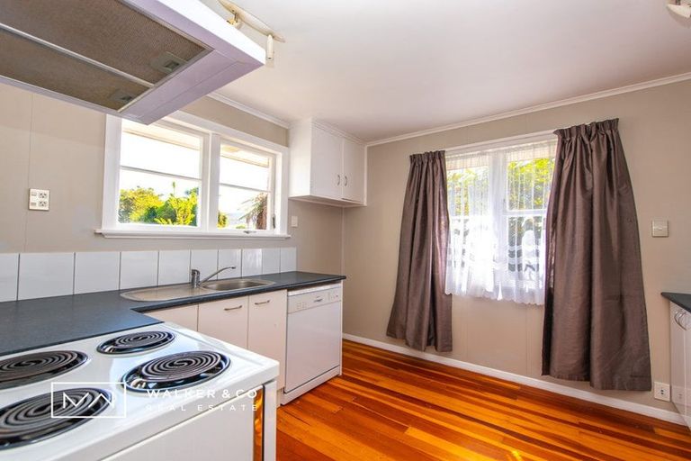 Photo of property in 18 Maclean Street, Wallaceville, Upper Hutt, 5018