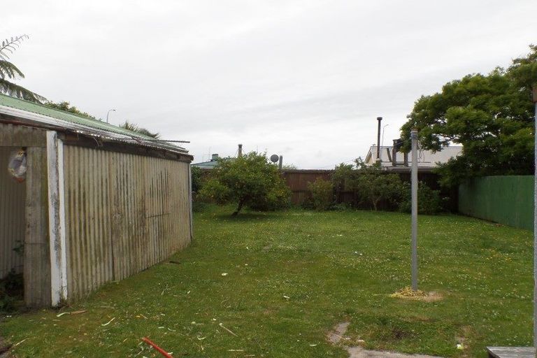 Photo of property in 11 Gladstone Street, Westport, 7825