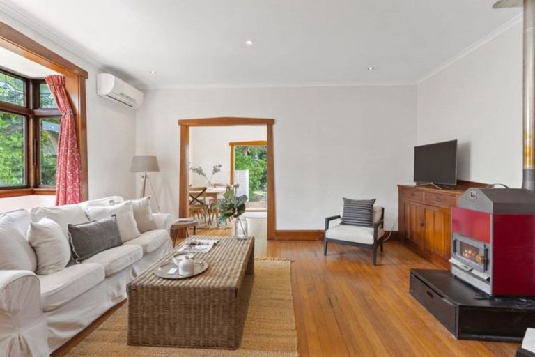 Photo of property in 112 Petrie Street, Richmond, Christchurch, 8013