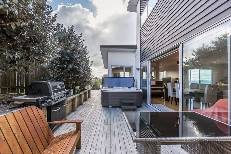 Photo of property in 515 Whangaparaoa Road, Stanmore Bay, Whangaparaoa, 0932