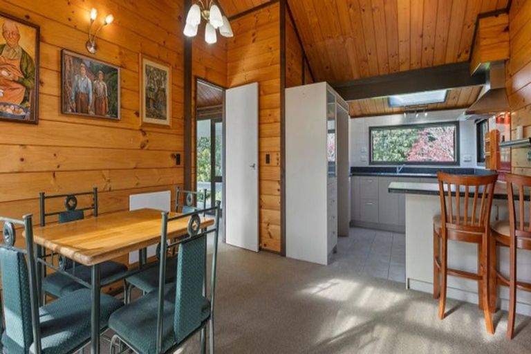 Photo of property in 19 Nikau Street, Inglewood, 4330