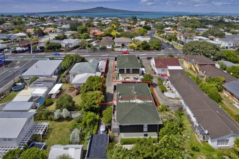 Photo of property in 3/57 Lake Road, Devonport, Auckland, 0624