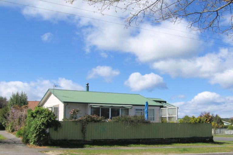 Photo of property in 62 Invergarry Road, Hilltop, Taupo, 3330