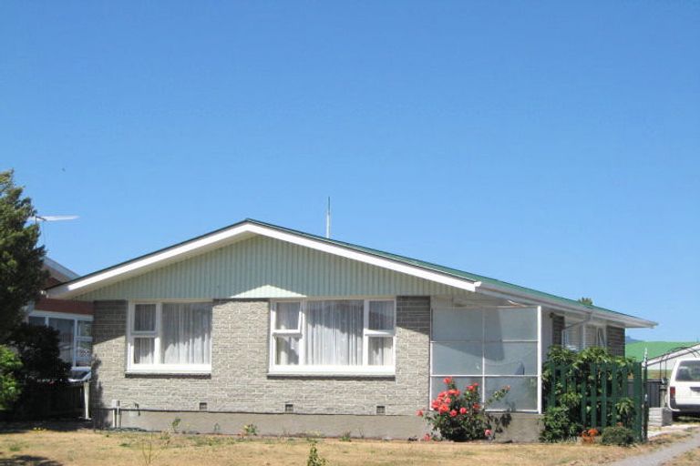 Photo of property in 26 Te Rama Place, Wainoni, Christchurch, 8061