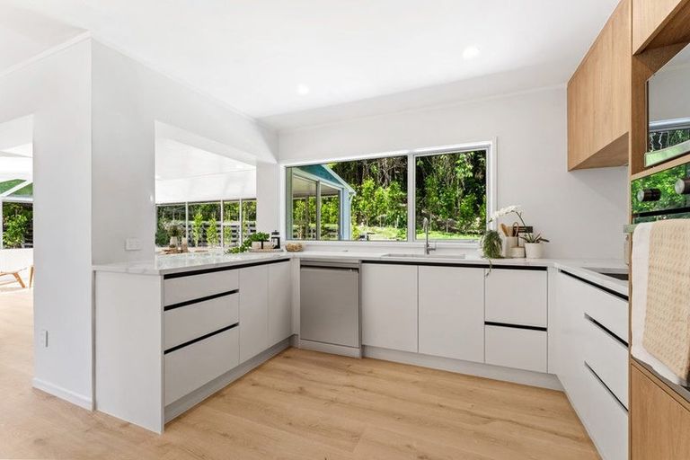 Photo of property in 36b The Circle, Manly, Whangaparaoa, 0930