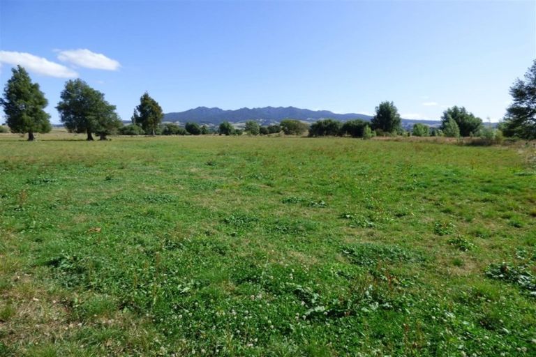 Photo of property in 336 Grove Road, Te Pahu, Hamilton, 3285