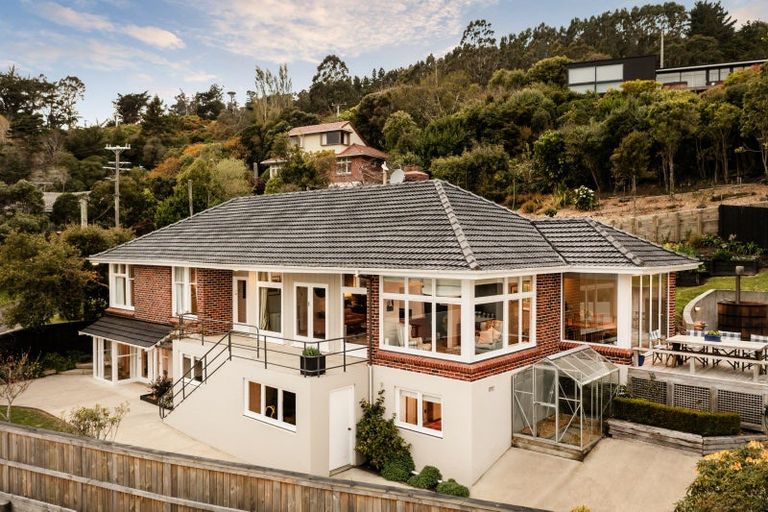 Photo of property in 3 Rosehill Road, Macandrew Bay, Dunedin, 9077