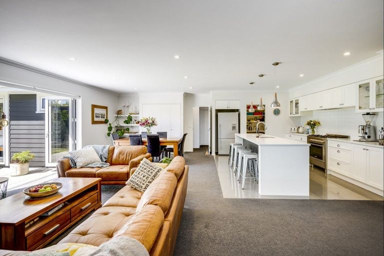 Photo of property in 11 Te Heipora Place, Havelock North, 4130