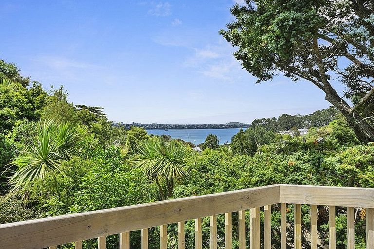 Photo of property in 22b Mariposa Crescent, Birkenhead, Auckland, 0626