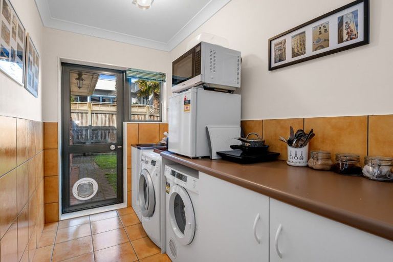 Photo of property in 99 Basley Road, Owhata, Rotorua, 3010