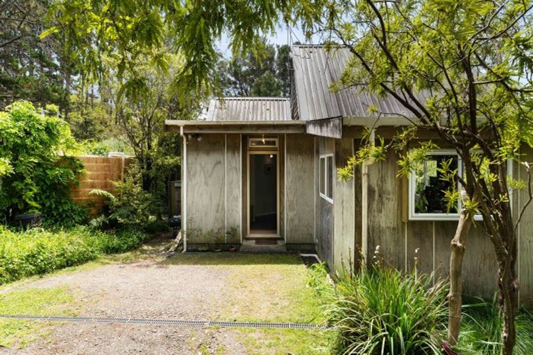 Photo of property in 2447 Port Waikato-waikaretu Road, Waikaretu, Tuakau, 2695