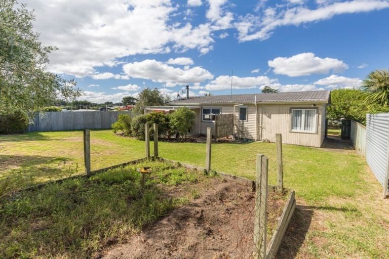 Photo of property in 30 Muapoko Street, Himatangi Beach, Foxton, 4891