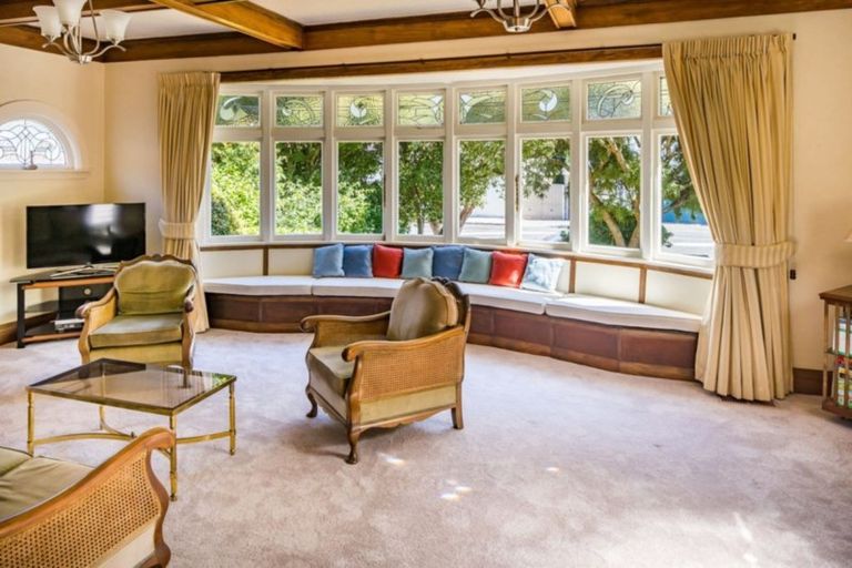 Photo of property in 103 Muritai Road, Eastbourne, Lower Hutt, 5013