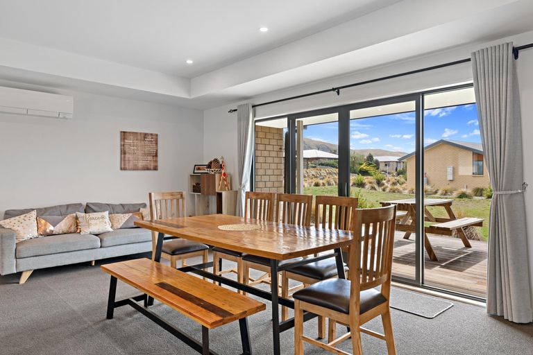 Photo of property in 17 Andrew Don Drive, Lake Tekapo, 7999