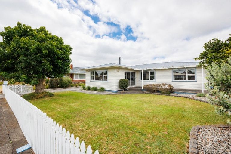 Photo of property in 23 Anglesey Place, Awapuni, Palmerston North, 4412